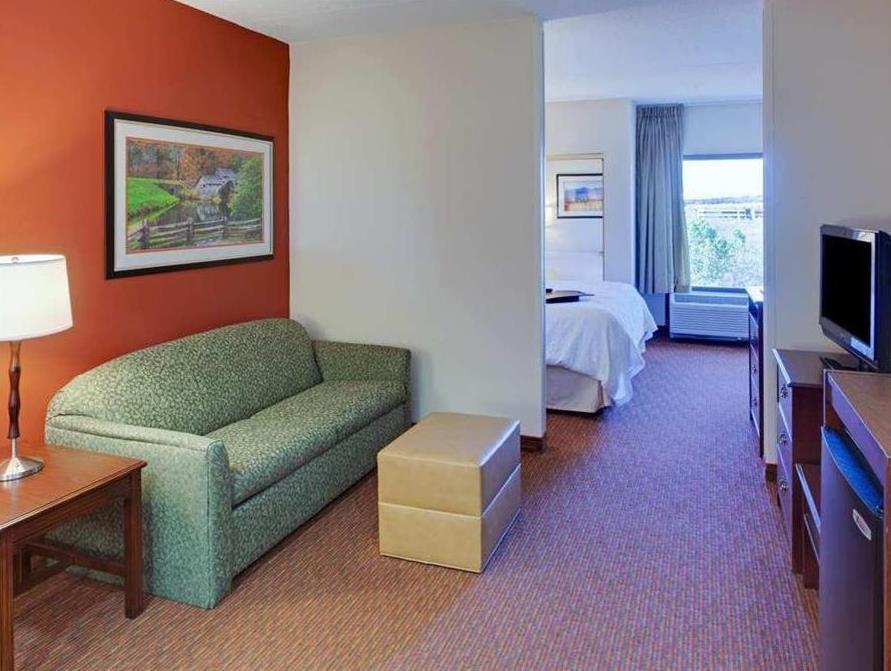 Hampton Inn Waynesboro/Stuarts Draft Fishersville Εξωτερικό φωτογραφία