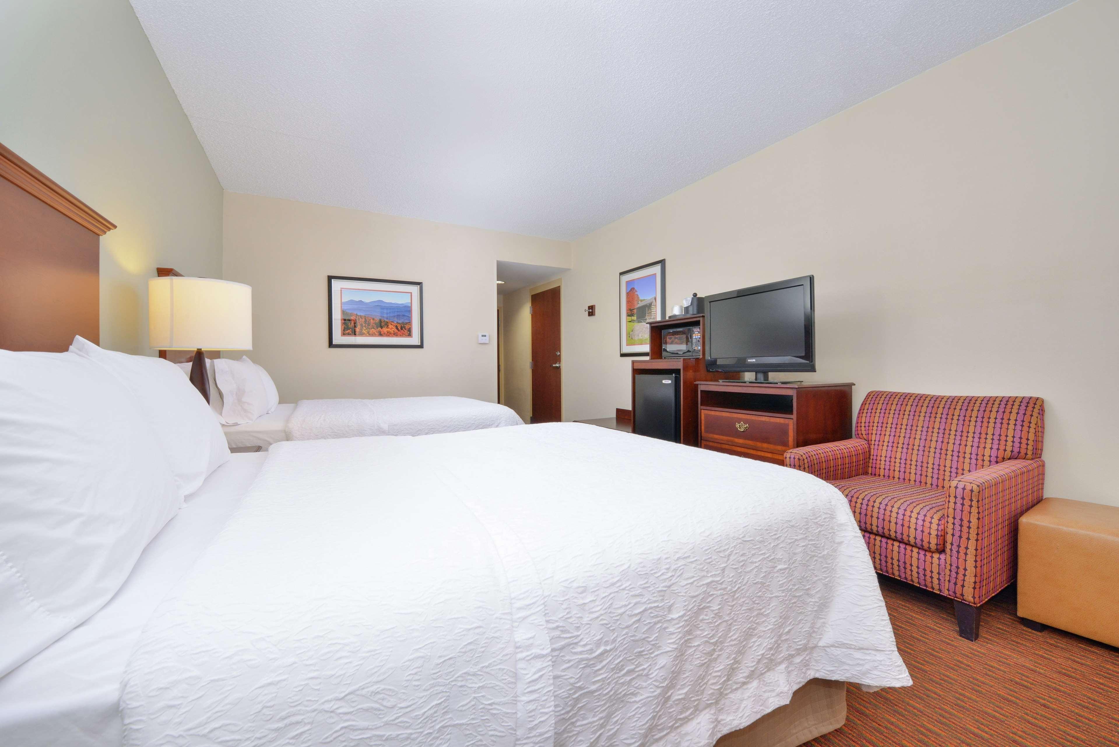 Hampton Inn Waynesboro/Stuarts Draft Fishersville Εξωτερικό φωτογραφία