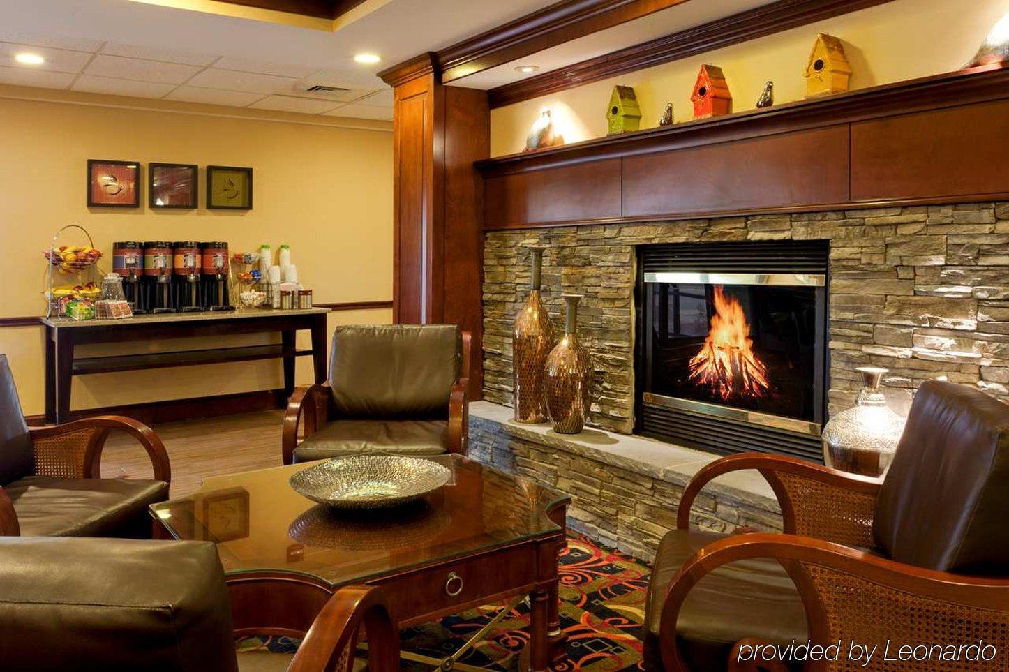 Hampton Inn Waynesboro/Stuarts Draft Fishersville Εξωτερικό φωτογραφία