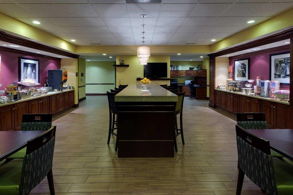 Hampton Inn Waynesboro/Stuarts Draft Fishersville Εστιατόριο φωτογραφία